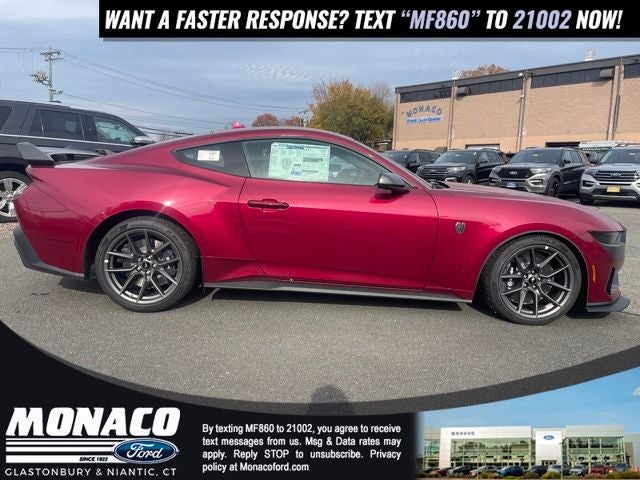 2025 Ford Mustang Dark Horse