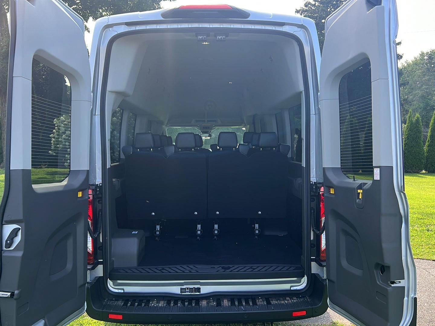 2026 Ford Transit Passenger Wagon XL