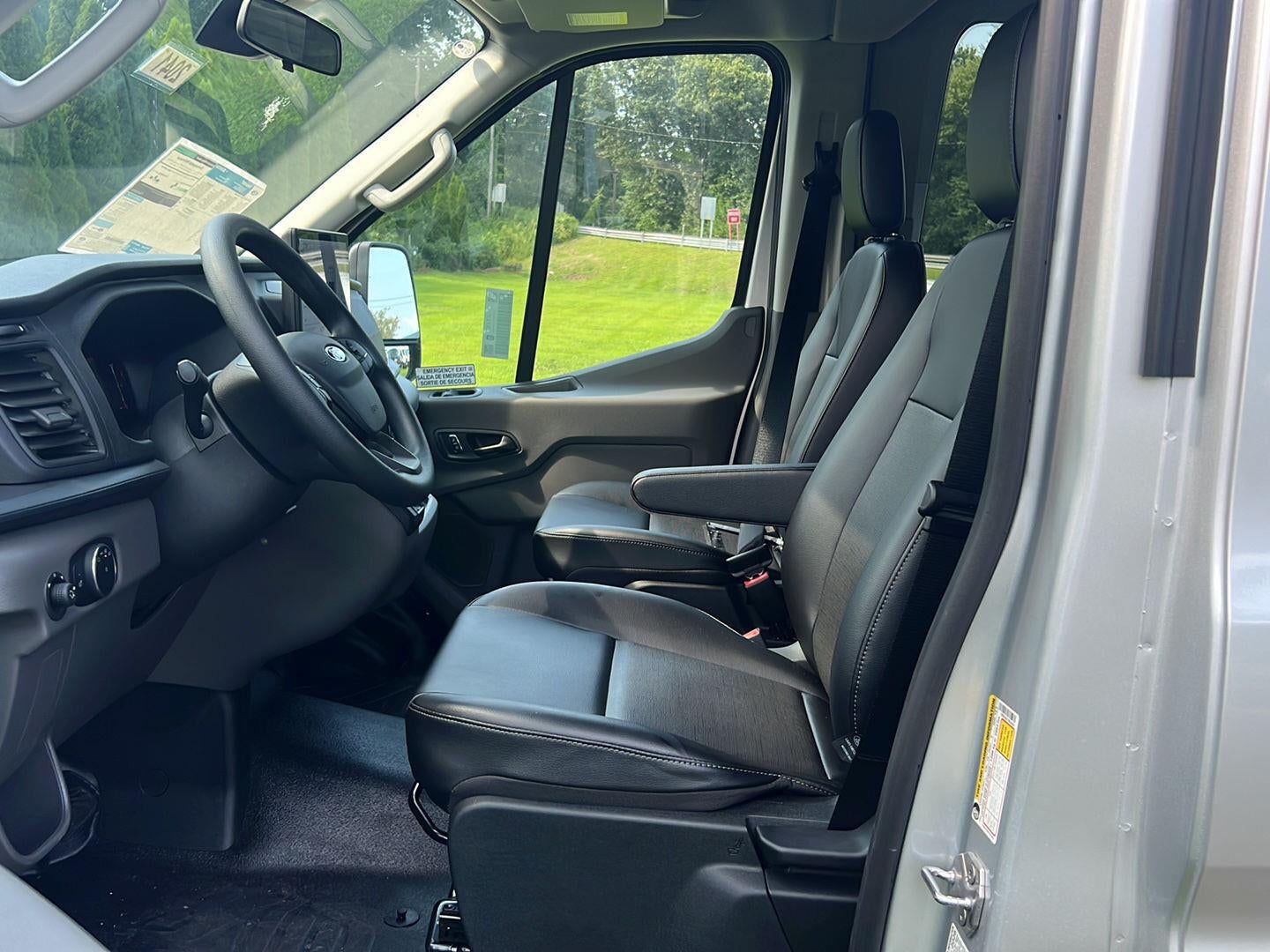 2026 Ford Transit Passenger Wagon XL