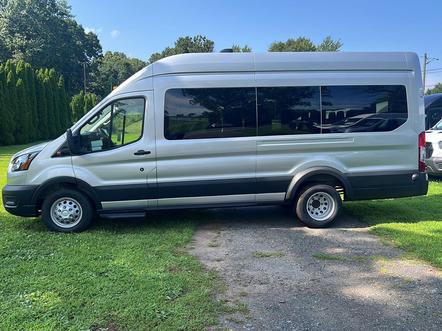2026 Ford Transit Passenger Wagon XL