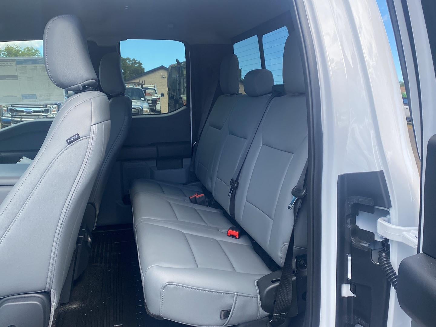 2027 Ford F-350 XL