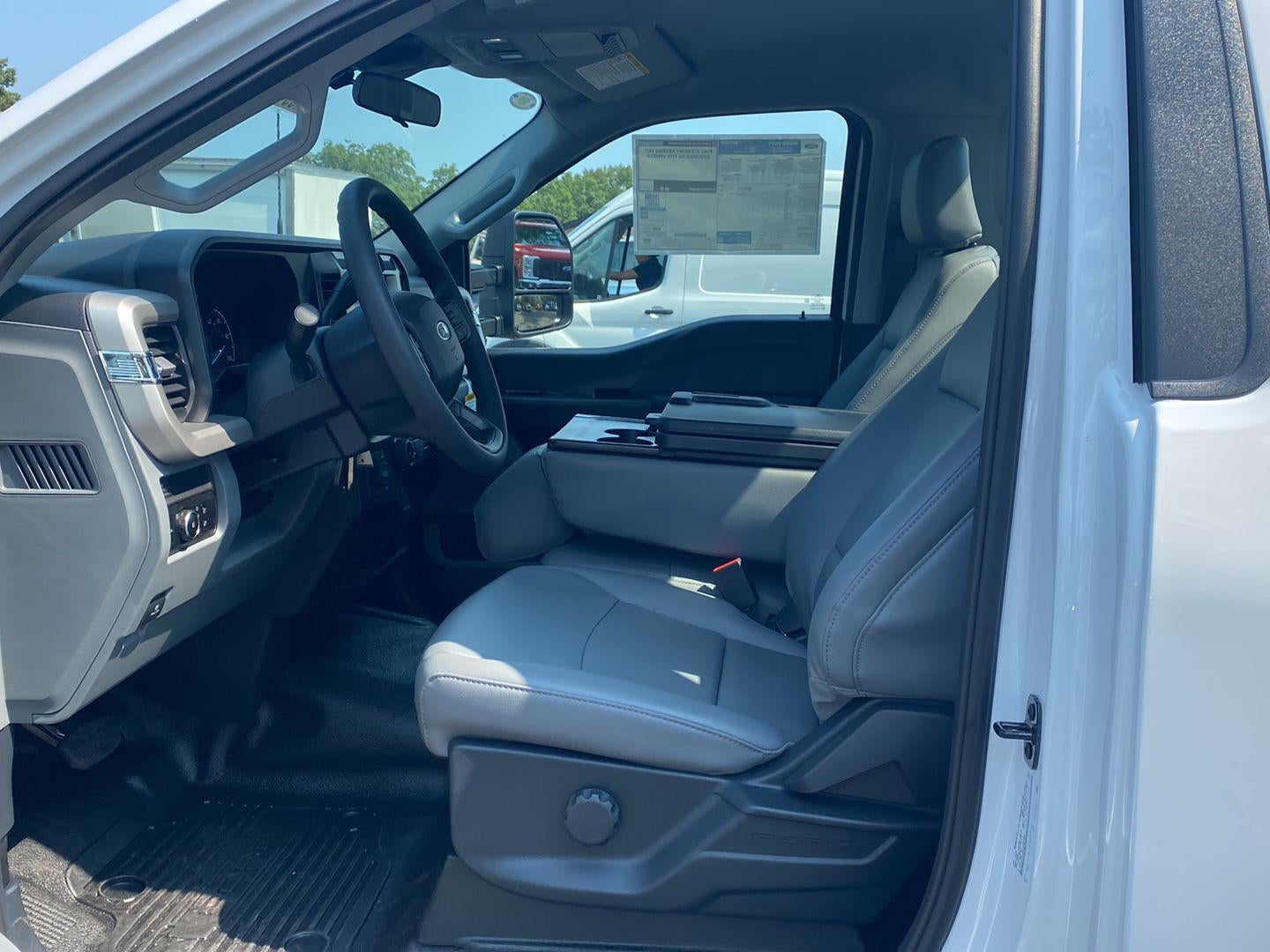 2026 Ford F-550 F-550® XL