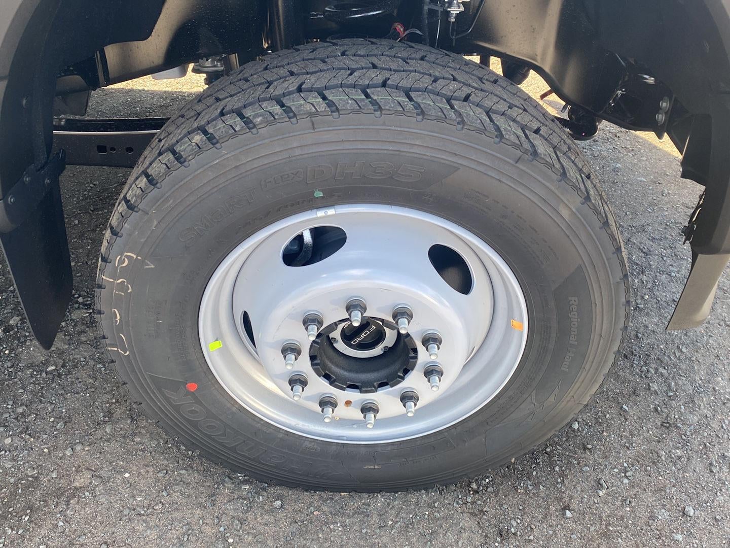 2026 Ford Super Duty F-600 Drw XL