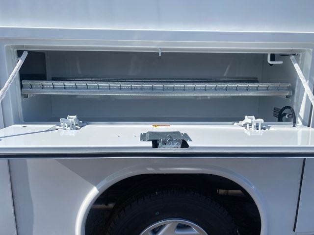 2026 Ford E-350SD Base Cutaway