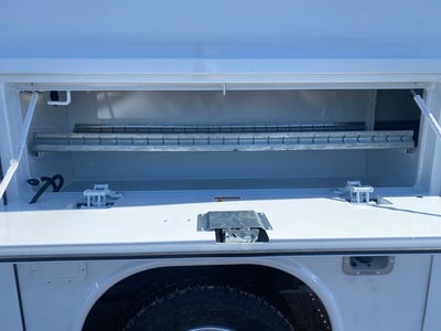 2026 Ford E-350SD Base Cutaway