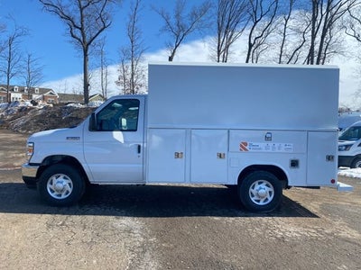 2026 Ford E-350SD Base Cutaway
