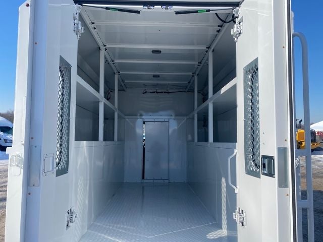 2026 Ford E-350SD Base Cutaway *Under Deposit*