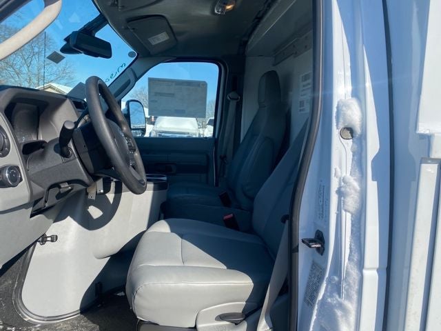 2026 Ford E-350SD Base Cutaway *Under Deposit*