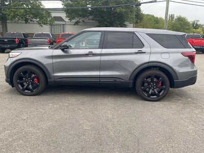 2022 Ford Explorer ST