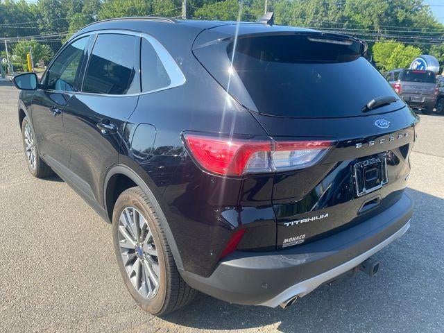 2022 Ford Escape Titanium