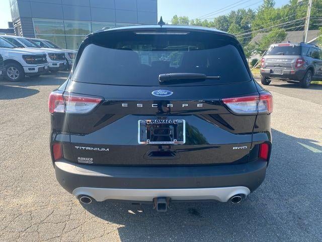 2022 Ford Escape Titanium