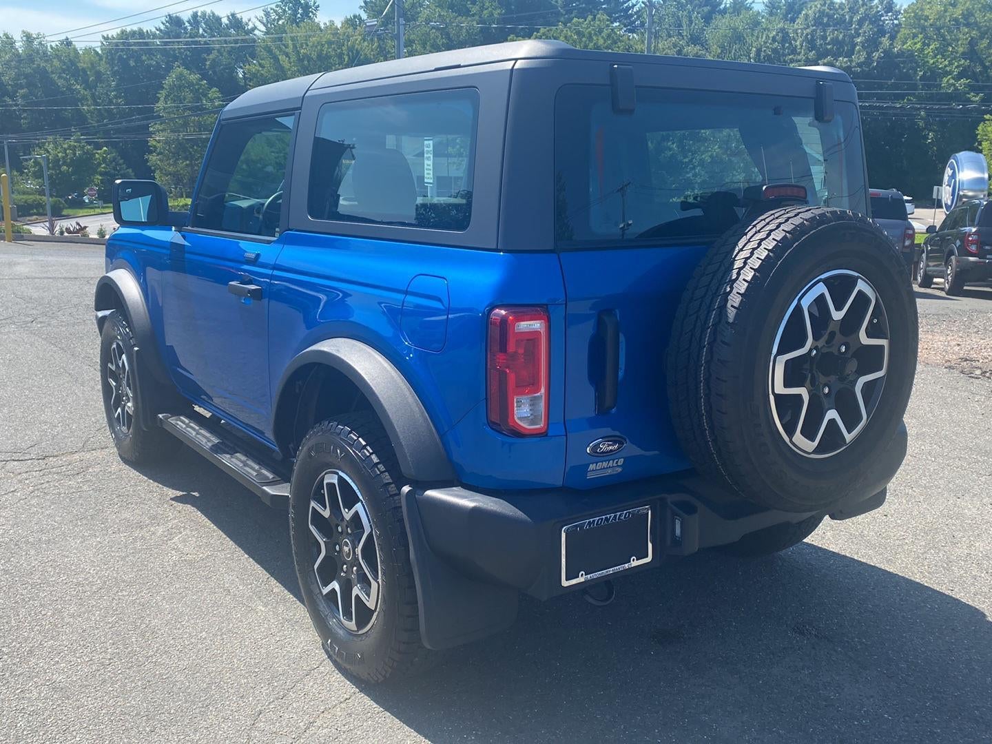 2022 Ford Bronco Base *Under Deposit*