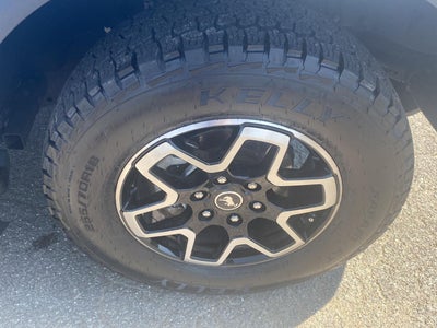 2022 Ford Bronco Base *Under Deposit*