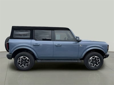 2023 Ford Bronco Outer Banks Soft Top