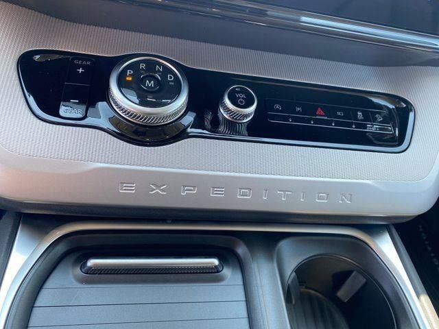 2026 Ford Expedition Active *Under Deposit*