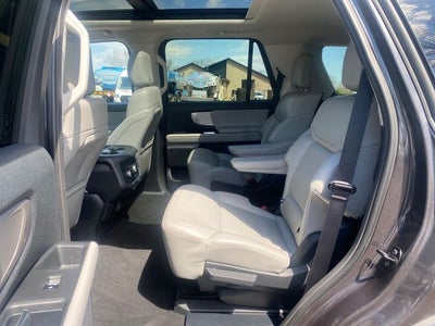 2025 Ford Expedition Active