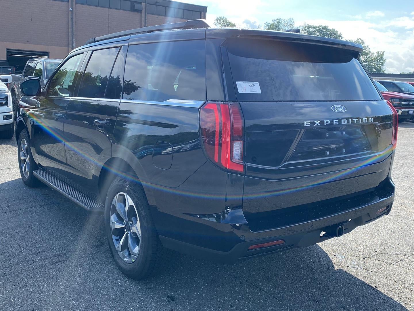 2027 Ford Expedition Active
