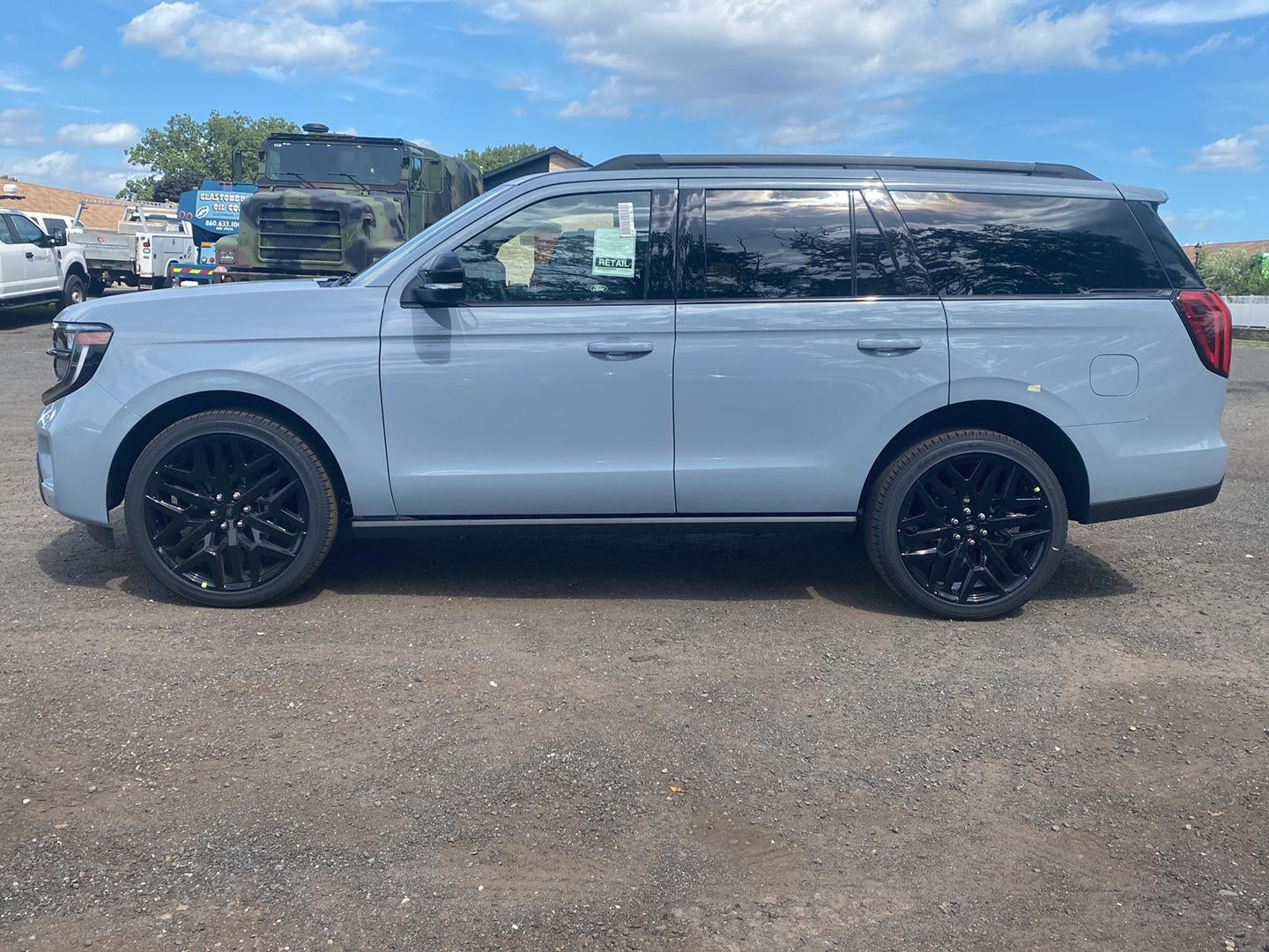 2027 Ford Expedition Platinum