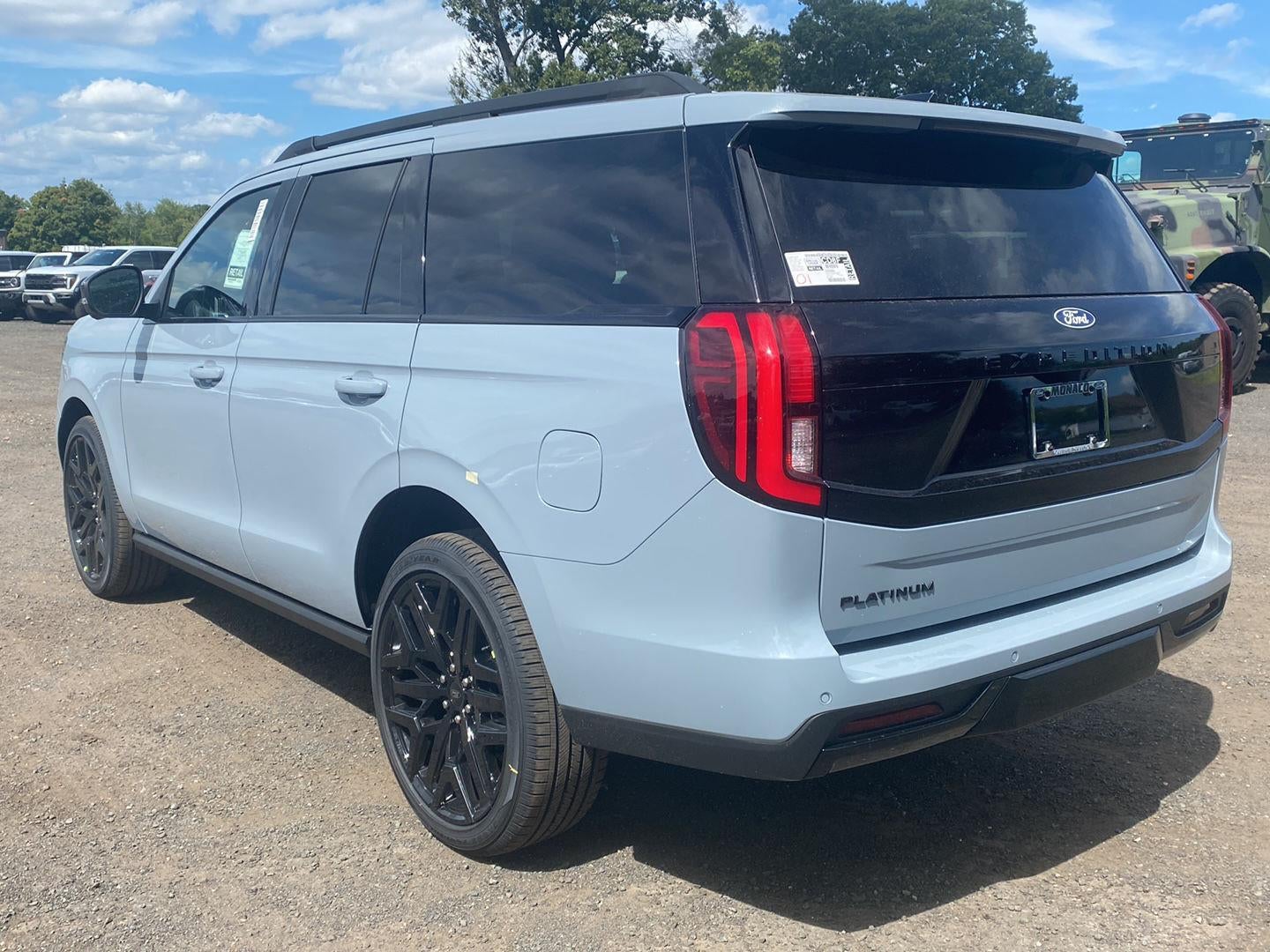 2027 Ford Expedition Platinum