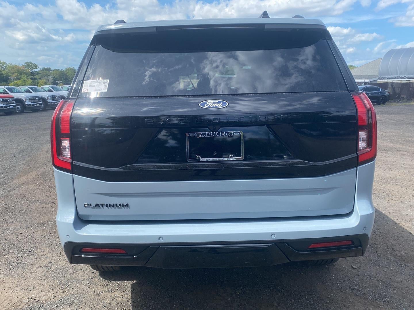 2027 Ford Expedition Platinum
