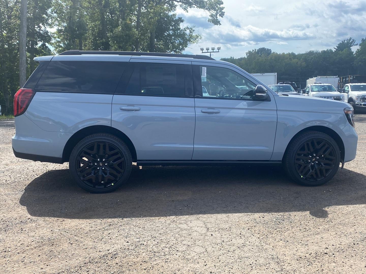 2027 Ford Expedition Platinum