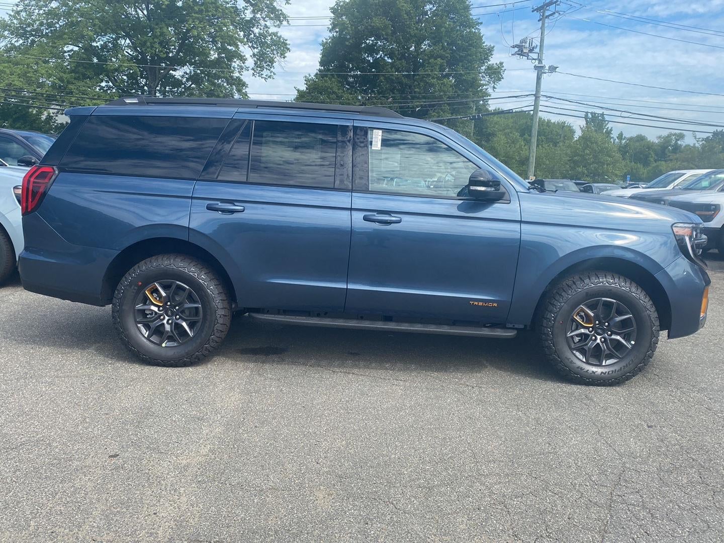 2027 Ford Expedition Tremor