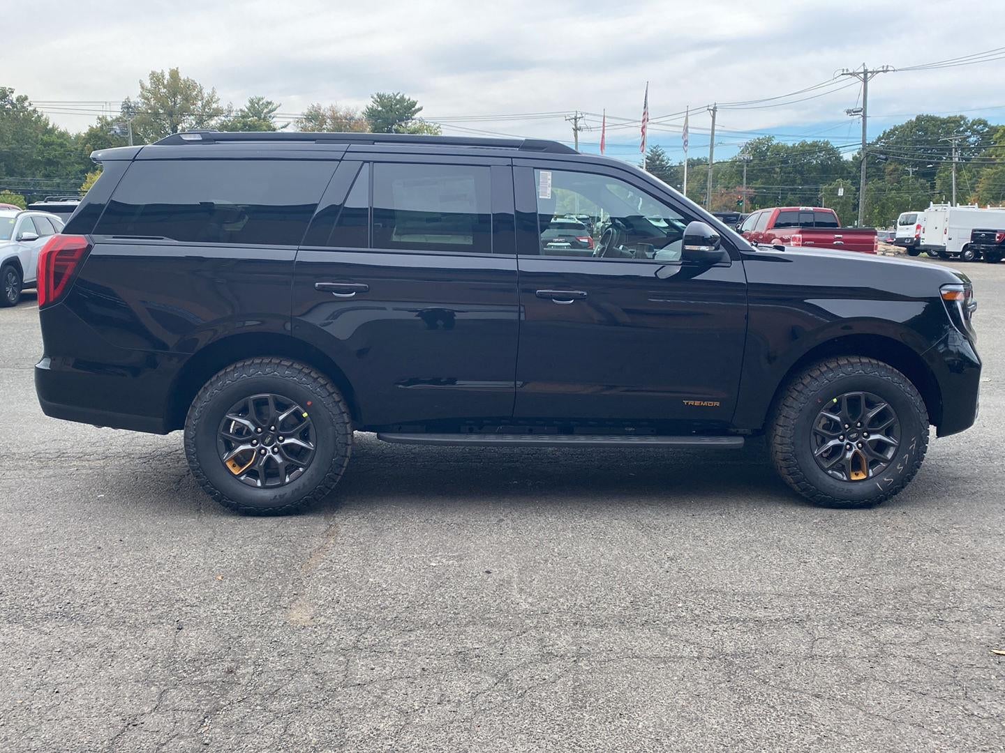 2027 Ford Expedition Tremor