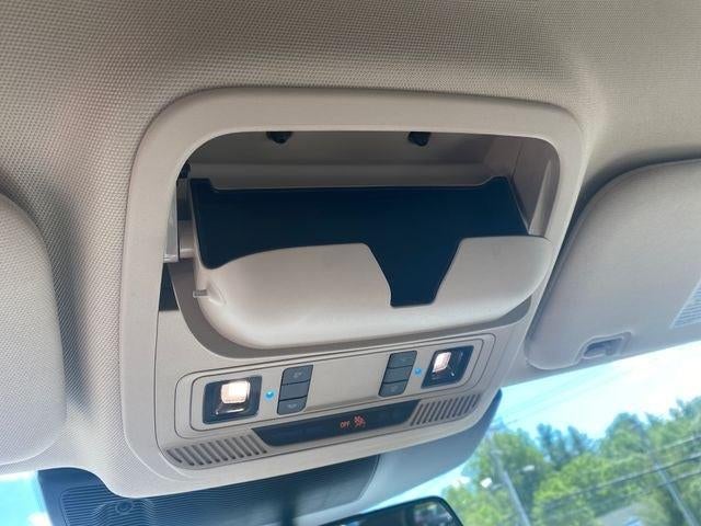 2022 Ford Explorer Base