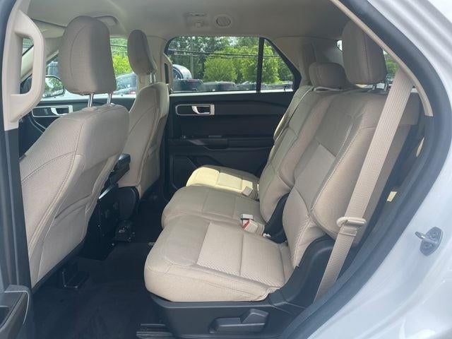 2022 Ford Explorer Base