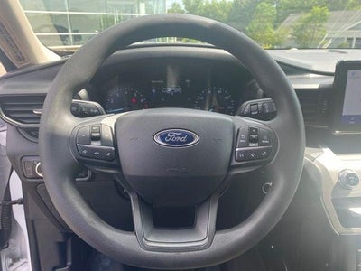 2022 Ford Explorer Base