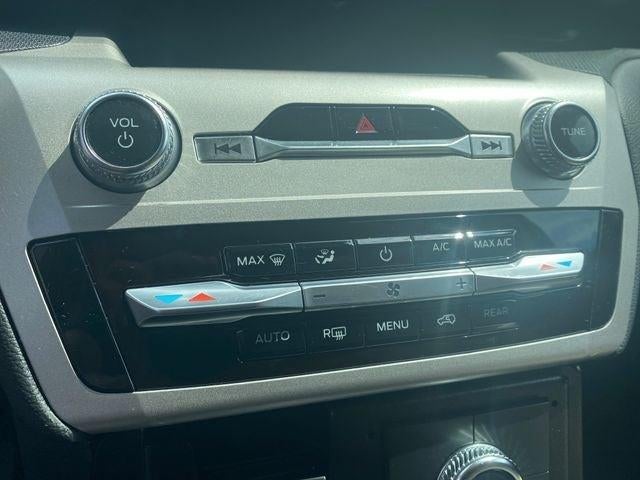 2022 Ford Explorer Base