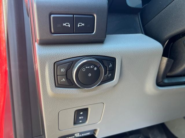 2017 Ford F-250SD XLT *Under Deposit*