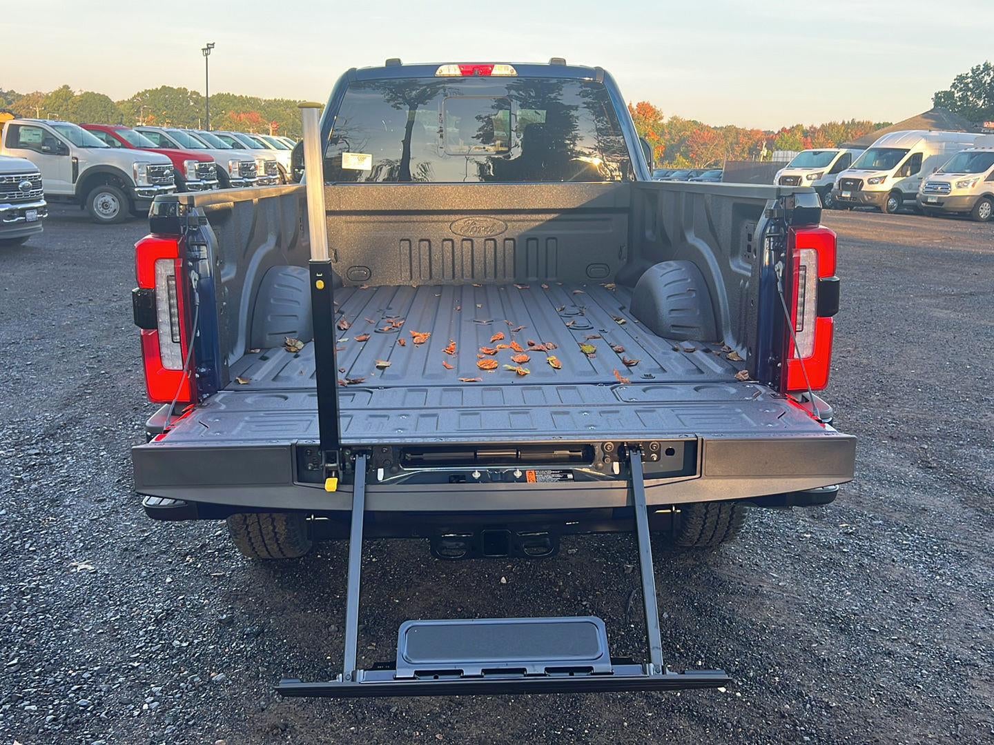 2027 Ford Super Duty F-350 SRW Platinum