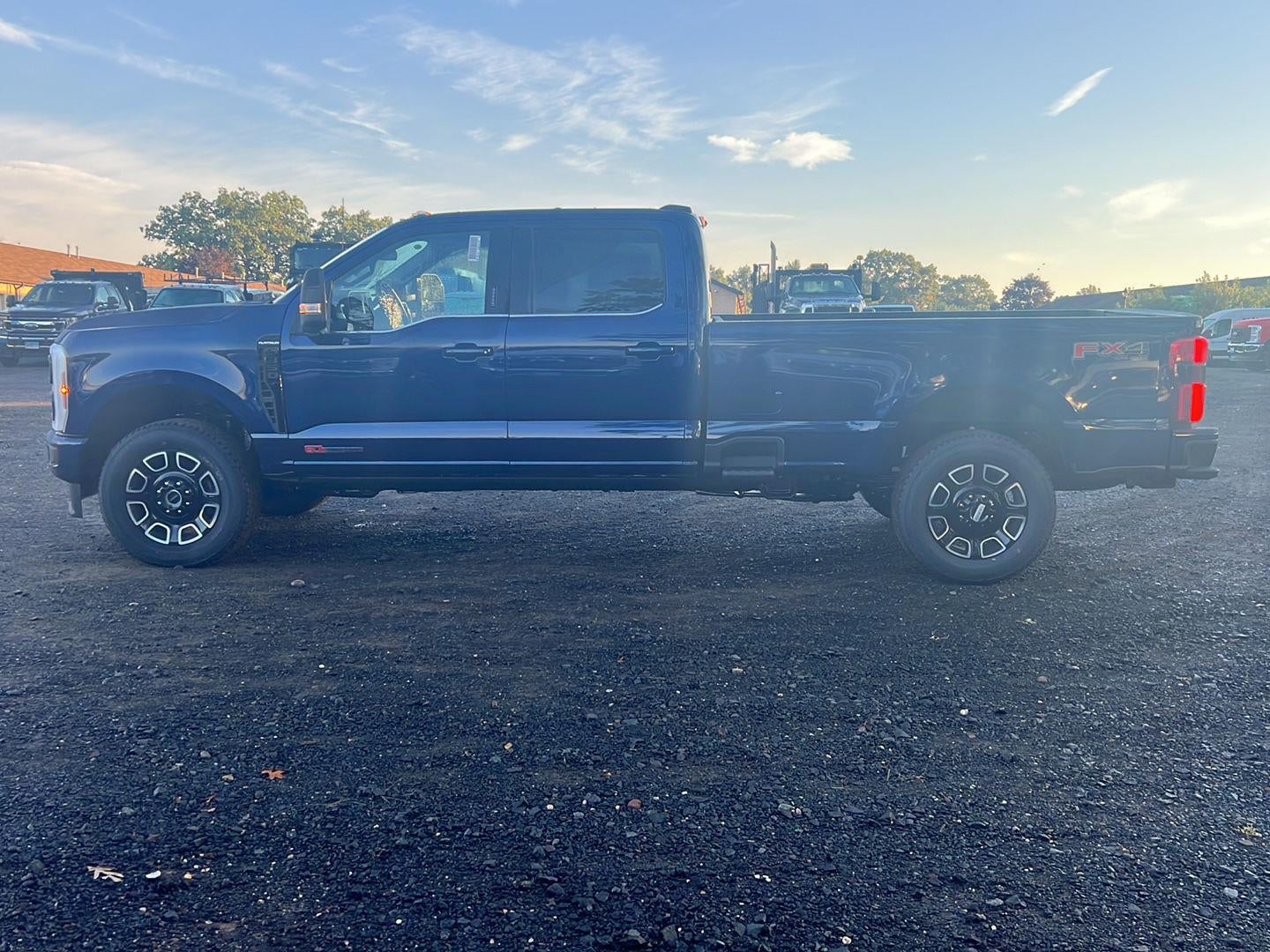 2027 Ford Super Duty F-350 SRW Platinum