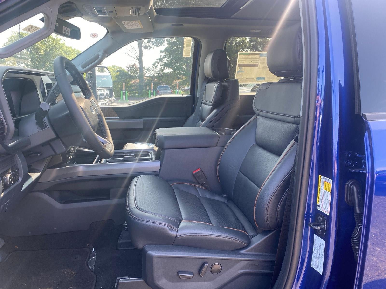 2026 Ford Super Duty F-350 Lariat