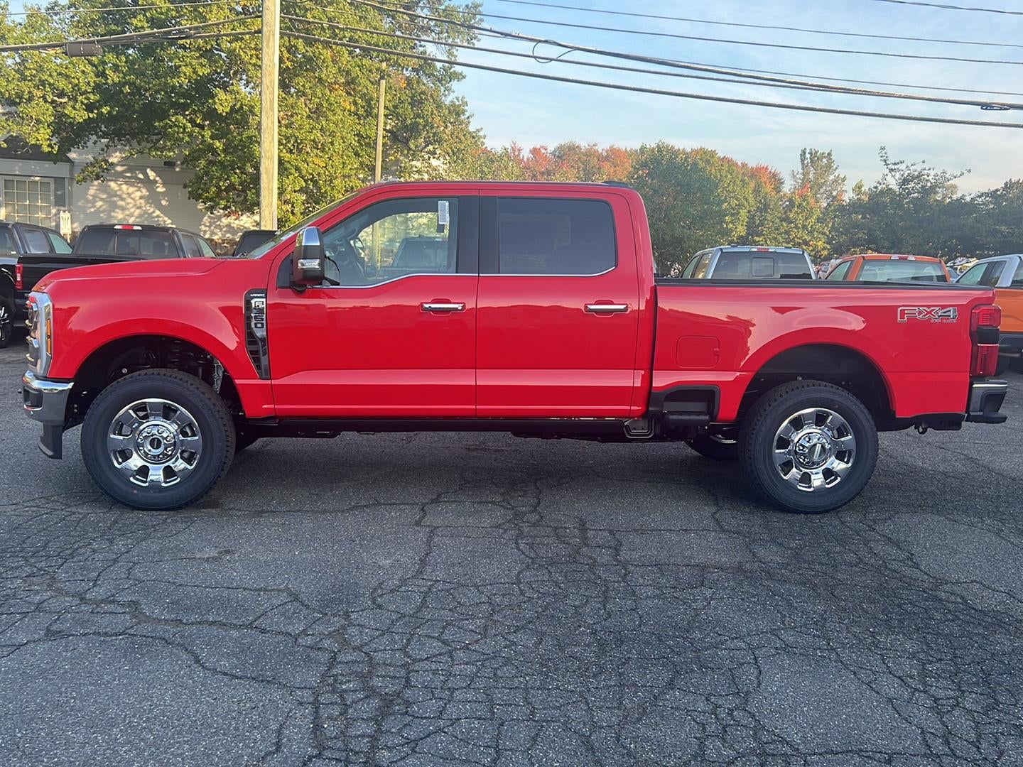 2027 Ford F-350 LARIAT *Under Deposit*