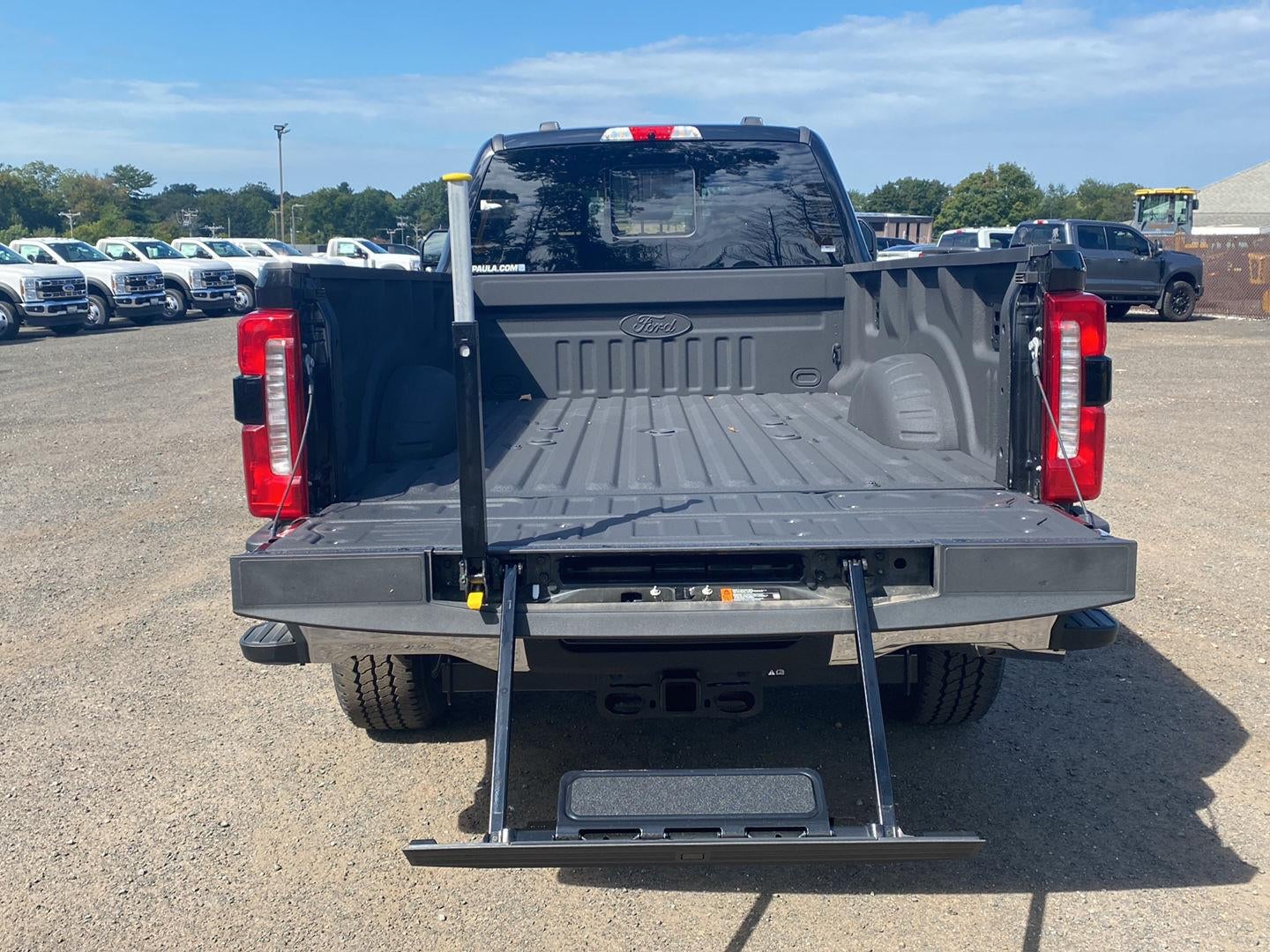 2026 Ford F-350 LARIAT *Under Deposit*