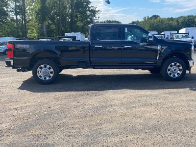 2026 Ford F-350 LARIAT *Under Deposit*