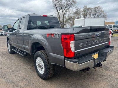 2022 Ford Super Duty F-350 SRW XL