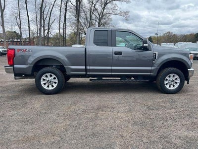 2022 Ford Super Duty F-350 SRW XL