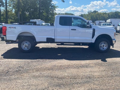 2027 Ford F-350 XL