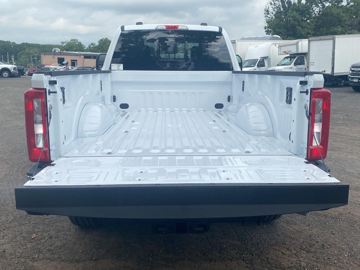 2027 Ford F-350 XL
