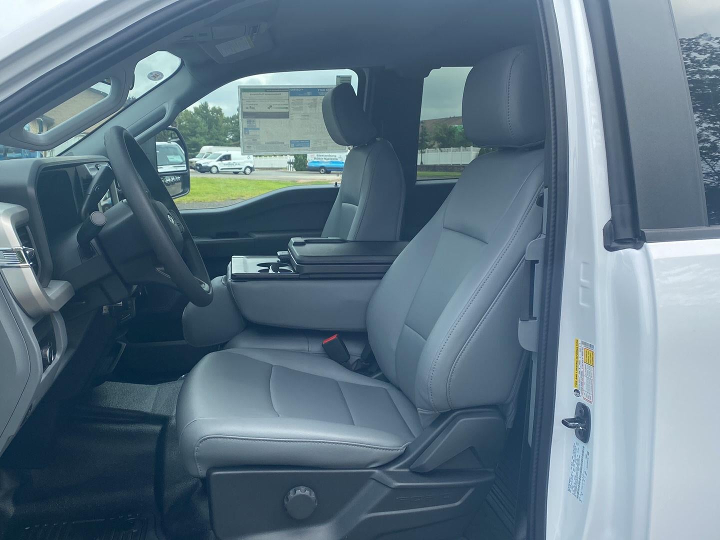 2027 Ford F-350 XL