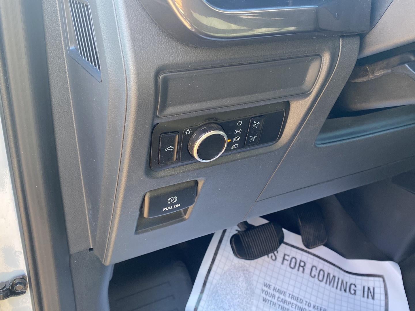 2023 Ford F-150 XL 4WD SuperCrew 5.5' Box
