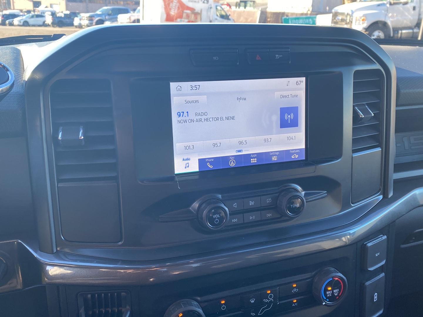 2023 Ford F-150 XL 4WD SuperCrew 5.5' Box