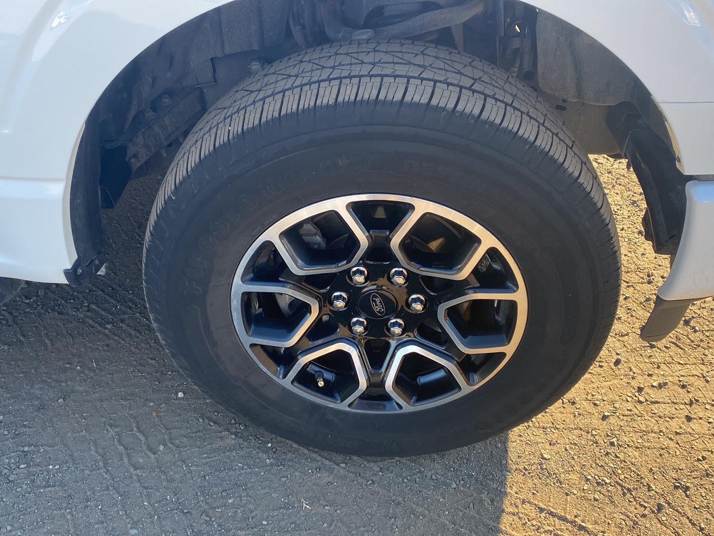 2023 Ford F-150 XL 4WD SuperCrew 5.5' Box