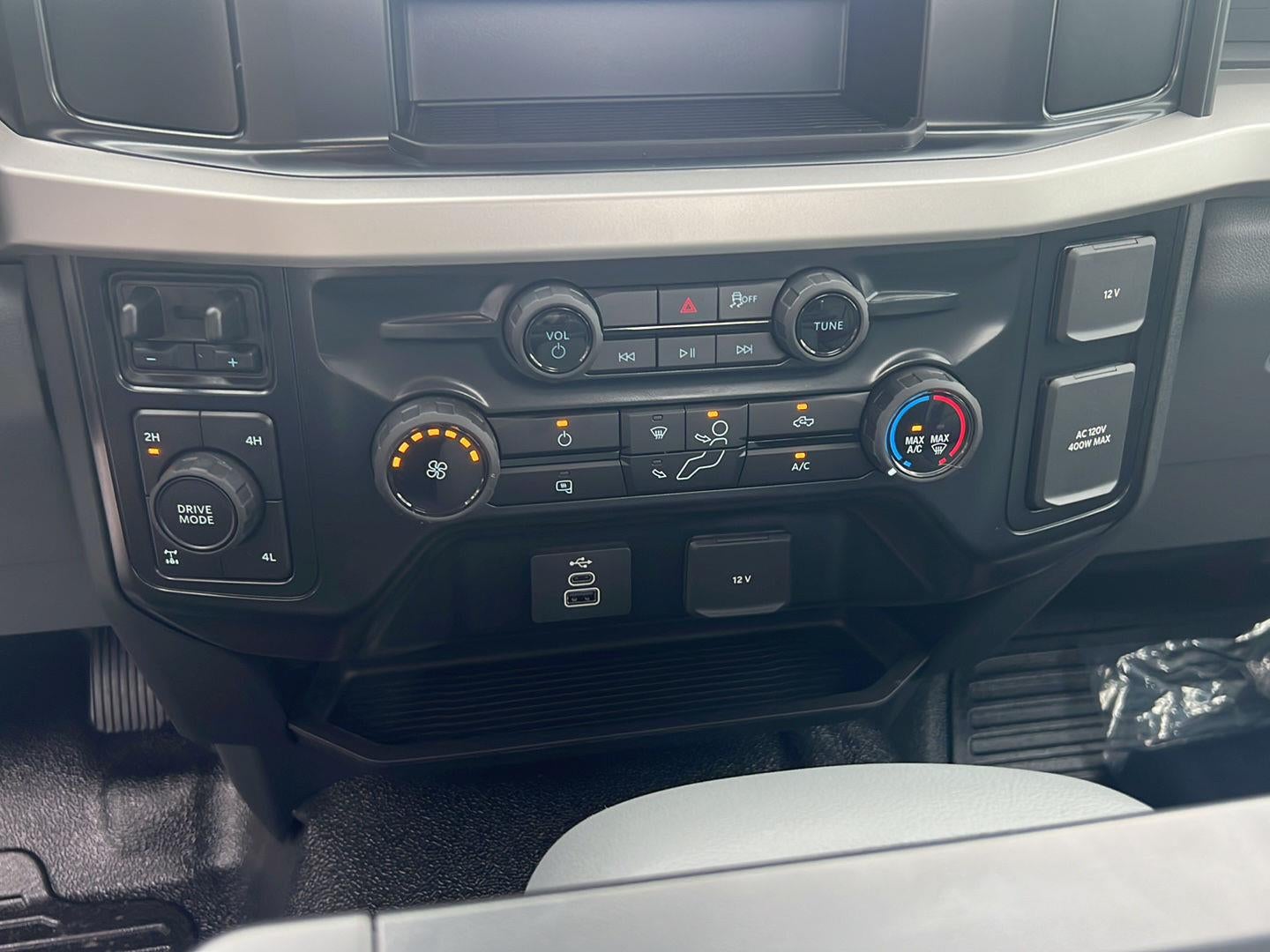 2027 Ford F-350 XL
