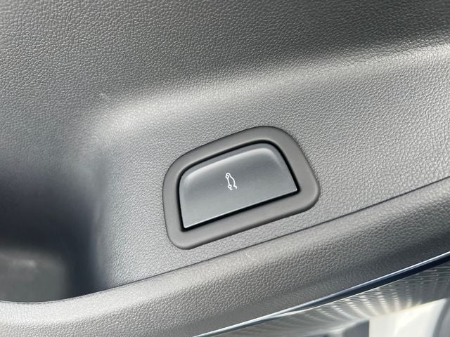 2025 GMC Acadia AT4