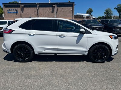2024 Ford Edge ST