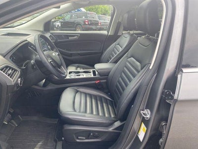 2023 Ford Edge SEL *Under Deposit*